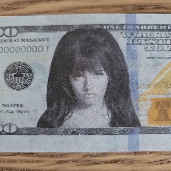 Jessie Murph 100 Dollar Bill Prop/Souvenir 2025 - Picture 4 of 4